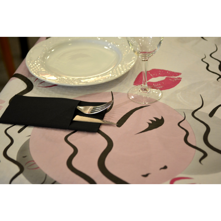 Pre-Cut Paper Tablecloth "Kiss" 37g 1x1m (400 Units)  