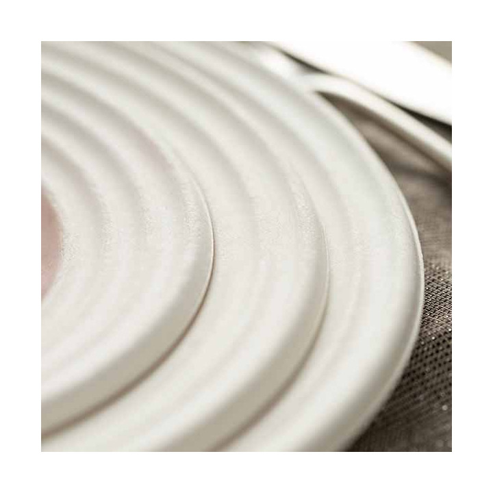 Sugarcane Plate Premium Wave White Ø18cm (600 Units) 