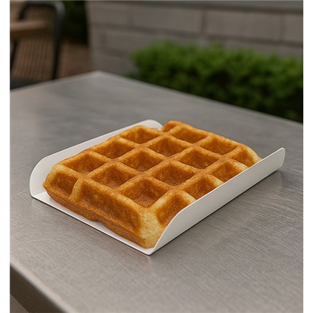 15 x 13 x 2 cm white cardboard tray for waffles, crêpes and pastry products